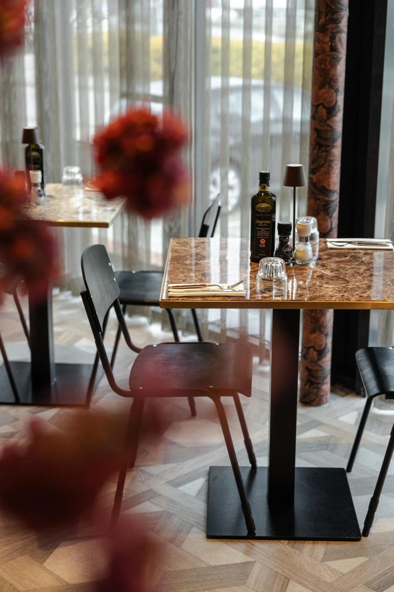 Hotel Twenty-Three Amsterdam Airport Hoofddorp Extérieur photo